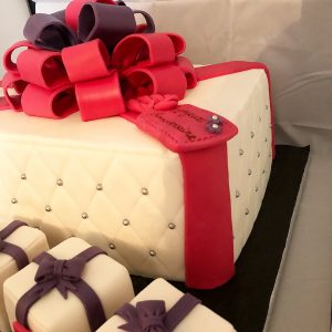 Gourmandelices de Claudia - Cake Design - Cadeau - 50 ans Graça