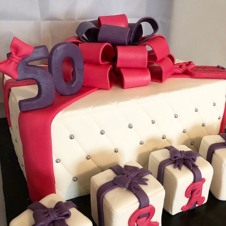 Lire la suite à propos de l’article Gâteau Cadeau : 50 ans Graça