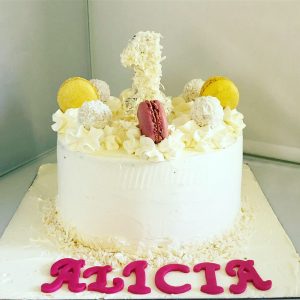 Gourmandelices de Claudia - Cake Design - Layer Cake - 1 an Alicia